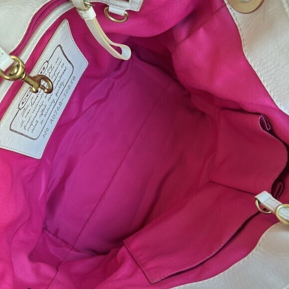 COACH 10858 Legacy Multi-Stripe Hobo Shoulder Bag Authentication‎ Certificate - Picture 13 of 16